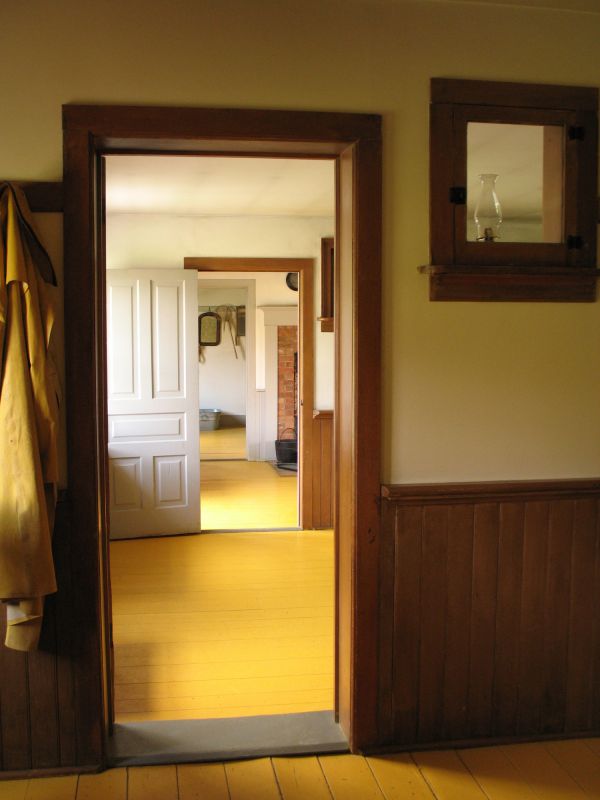 Bannister Staining in Kansas City, KS
