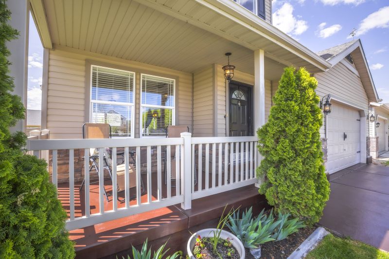 Railing Staining in Waco, TX